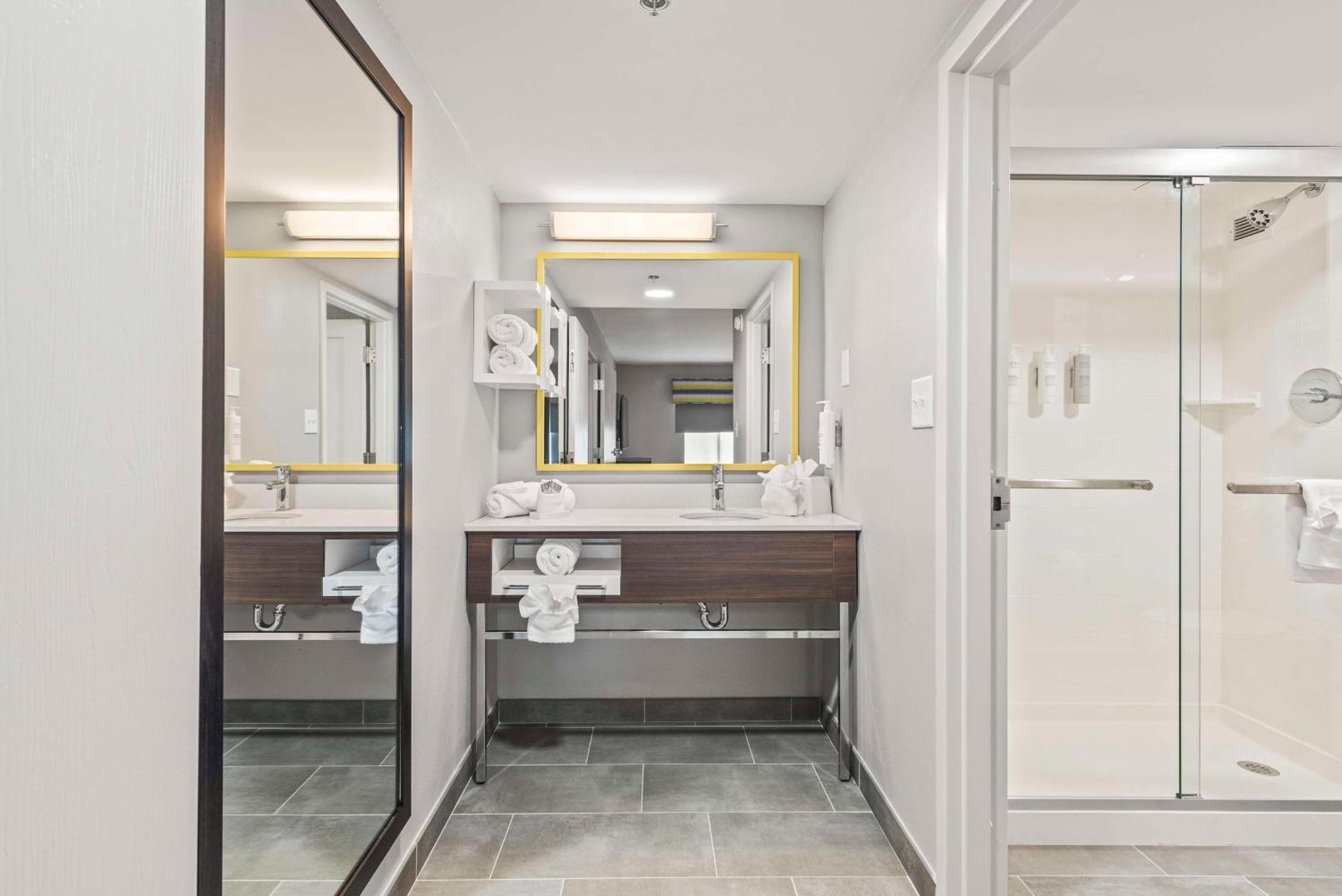 Hampton Inn Columbus-North מראה חיצוני תמונה