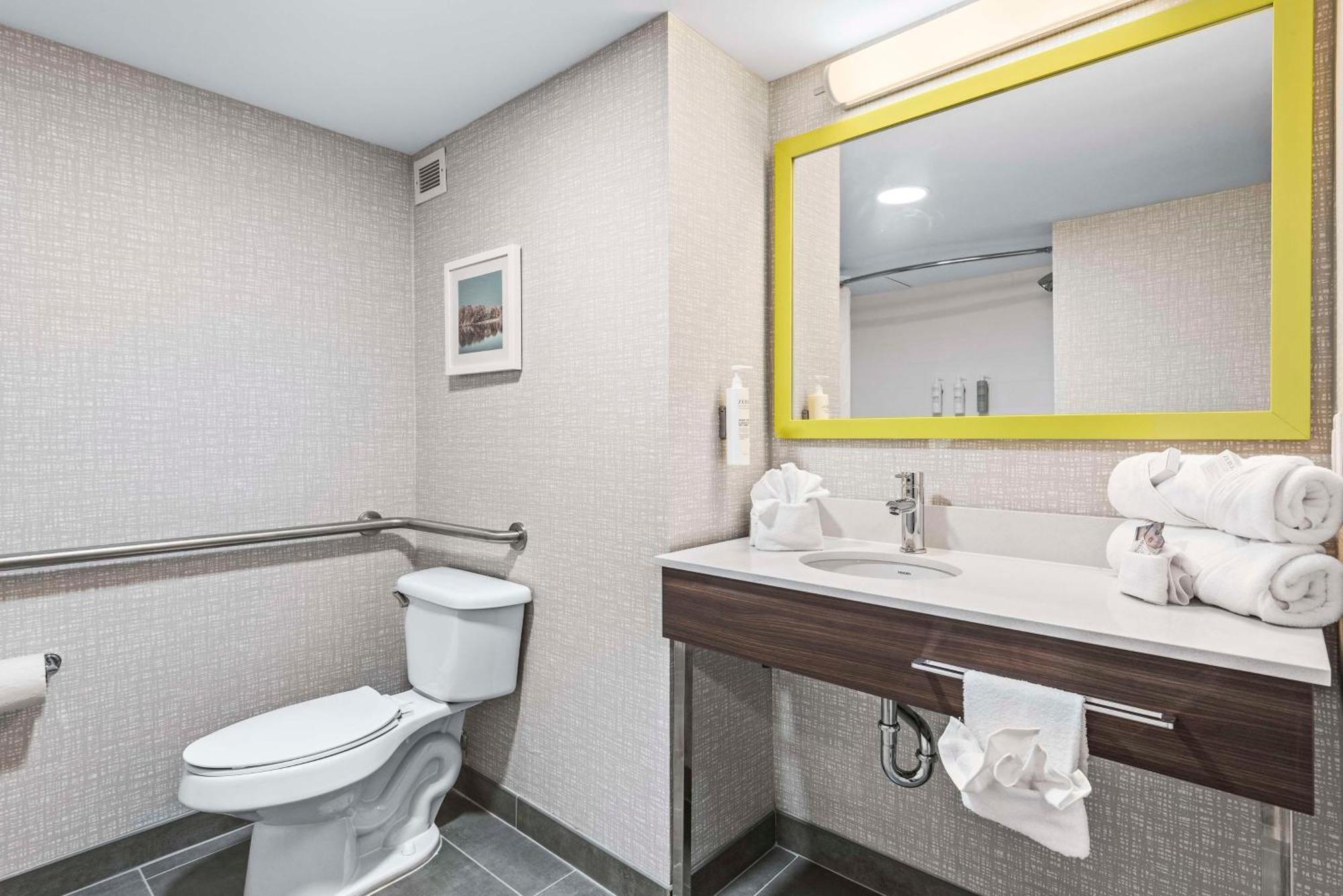Hampton Inn Columbus-North מראה חיצוני תמונה