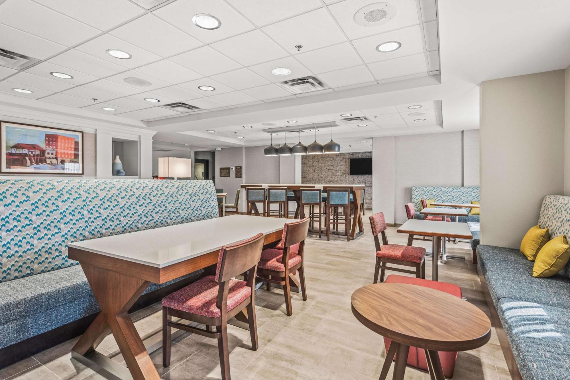 Hampton Inn Columbus-North מראה חיצוני תמונה