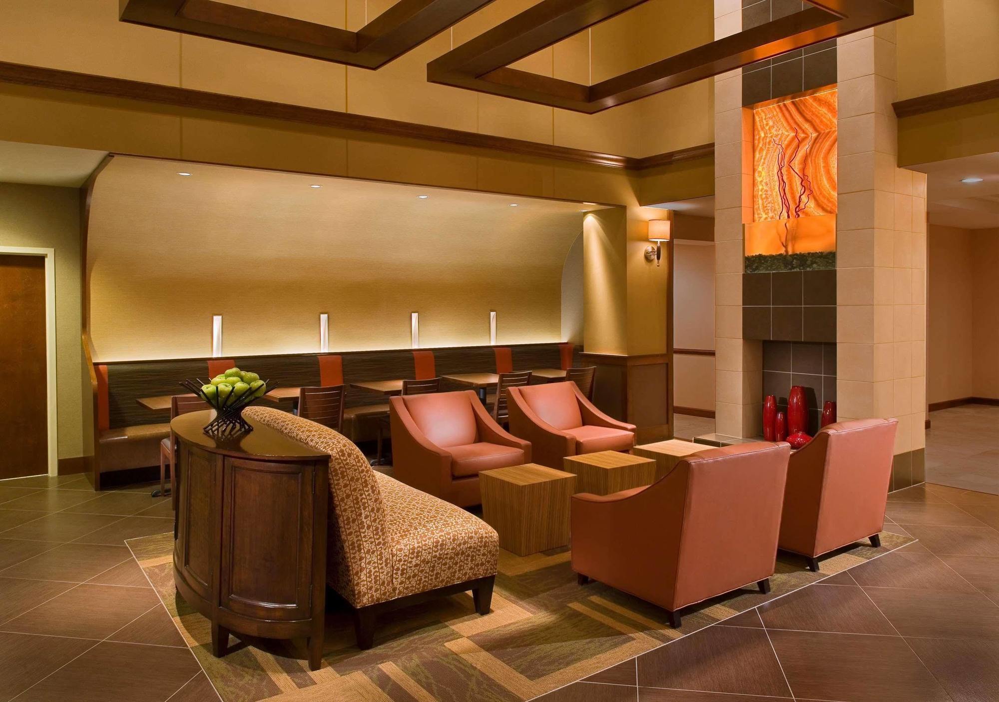 Hampton Inn Columbus-North מראה חיצוני תמונה