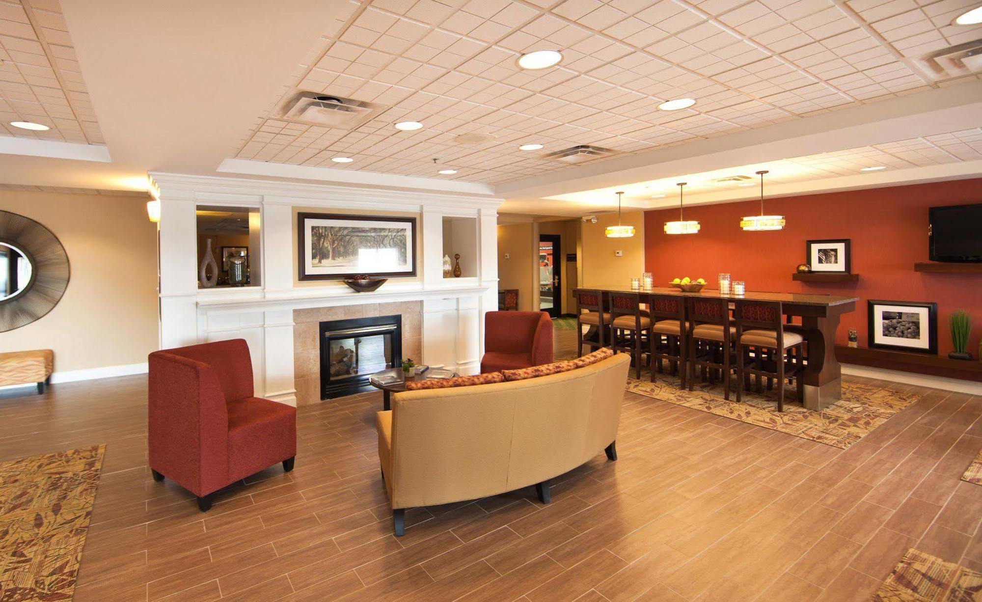 Hampton Inn Columbus-North מראה פנימי תמונה